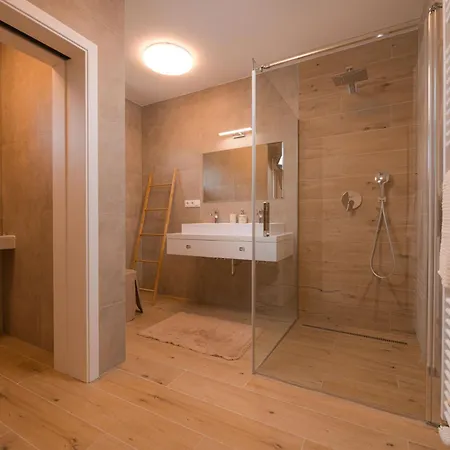 Kuki Karpatska - Golf Apartament Trenčín