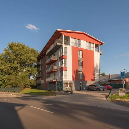 Kuki Karpatska - Golf Apartament *
